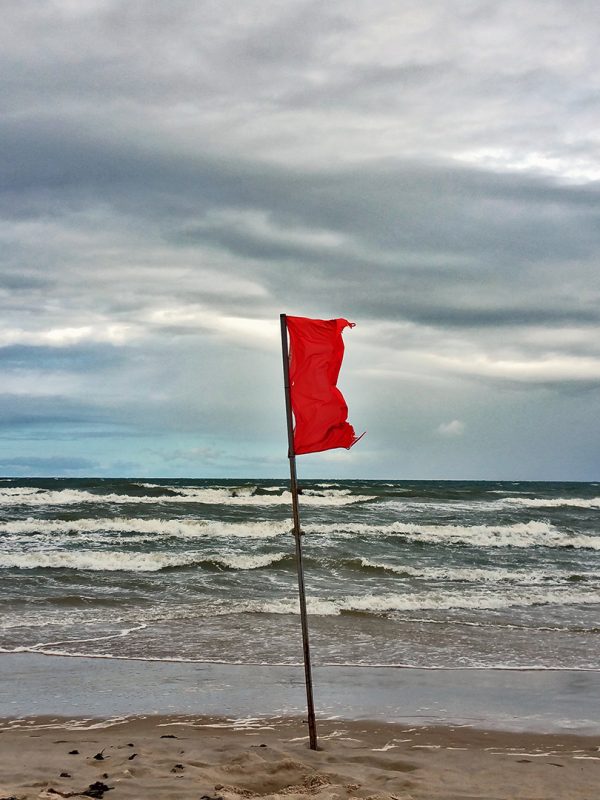 red-flags 11